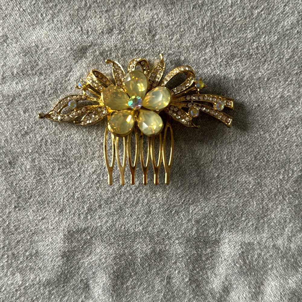 Flower Hair Pin